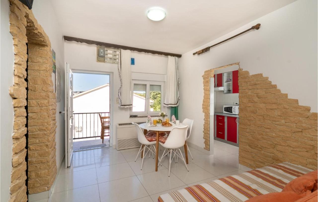 Cozy Apartment In Krk With Kitchen Krk Town Dış mekan fotoğraf
